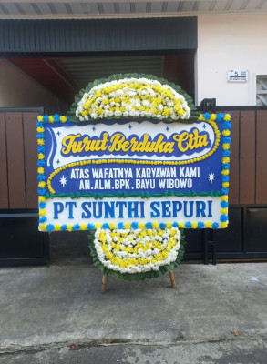Papan Bunga Duka di Sepatan